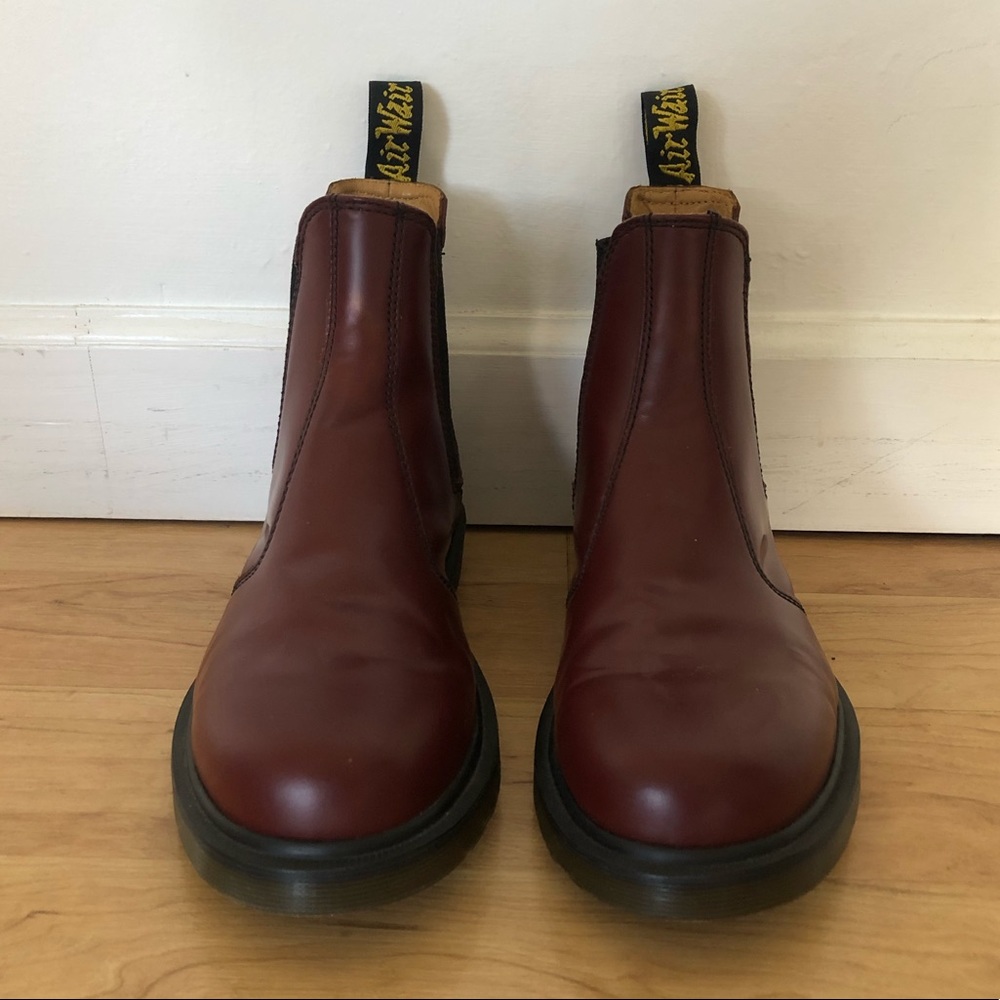 Dr. Martens - 2976 Smooth Leather Chelsea Boot